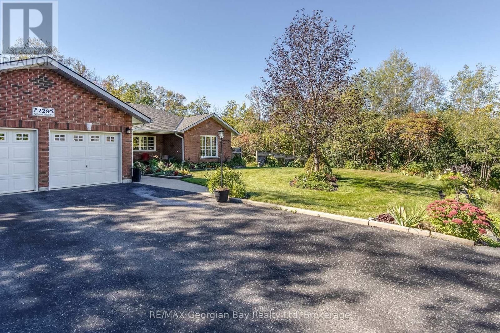 229 GILWOOD PARK DRIVE Image 48