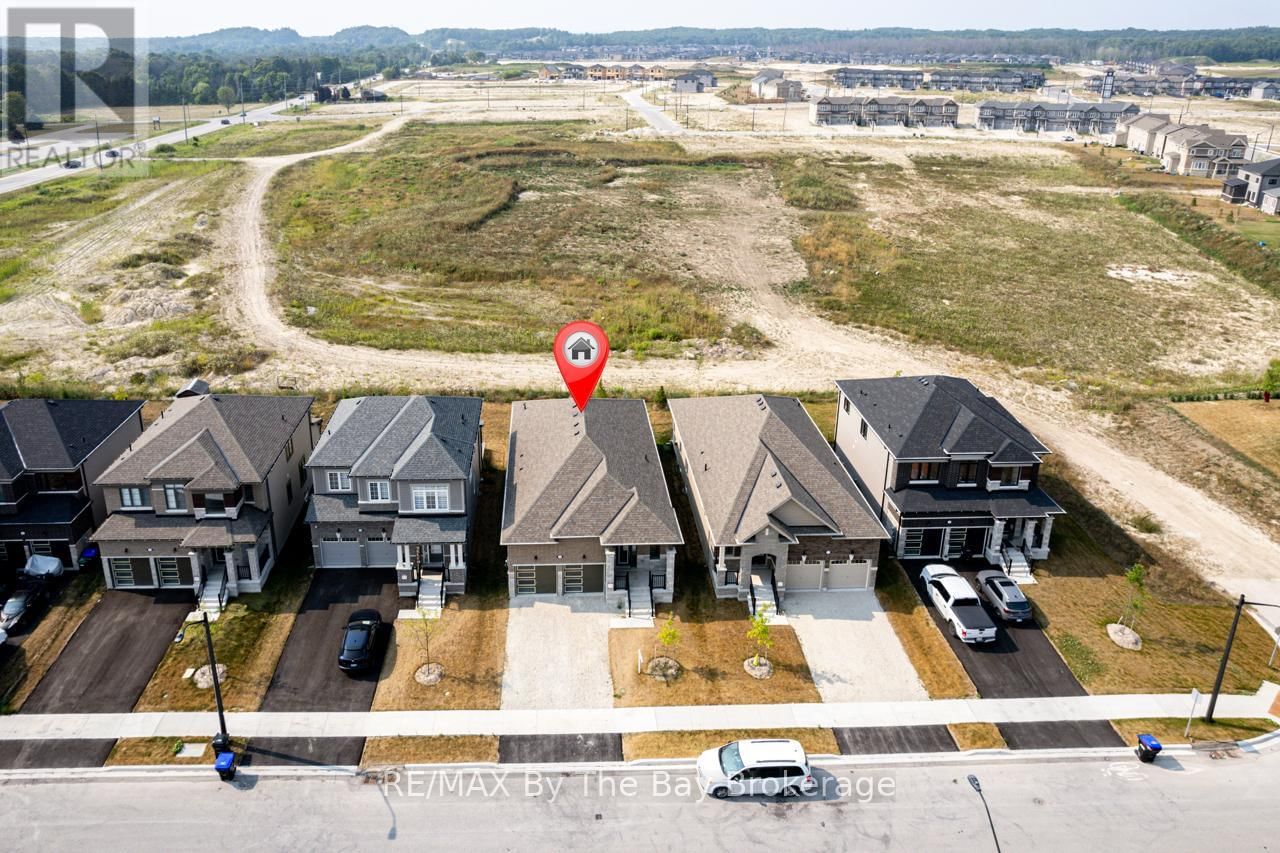 15 UNION BOULEVARD Image 34