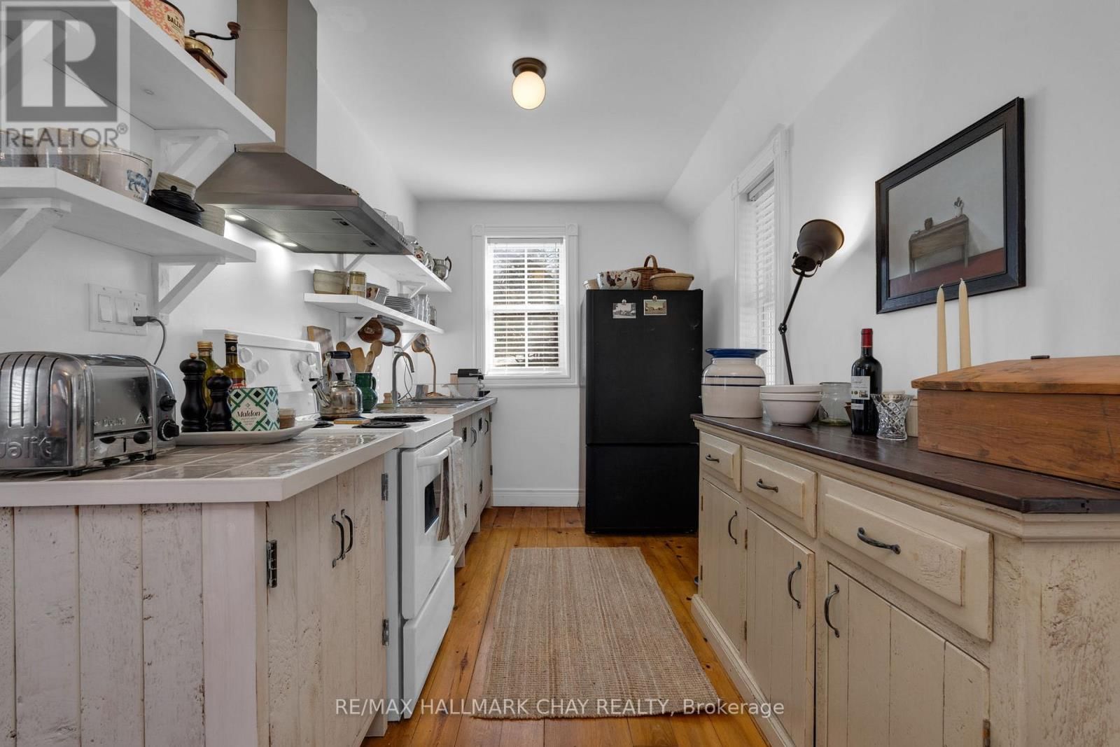 8997 COUNTY ROAD 9 Image 12