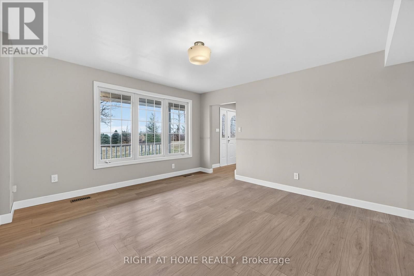 6435 12/13 STAYNER SIDEROAD Image 15