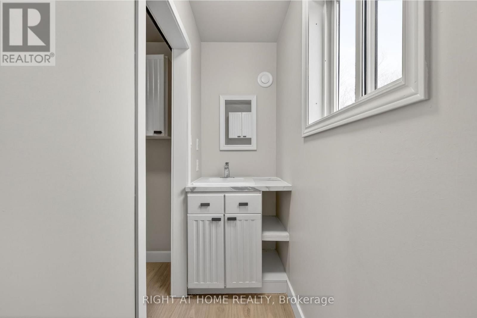 6435 12/13 STAYNER SIDEROAD Image 18