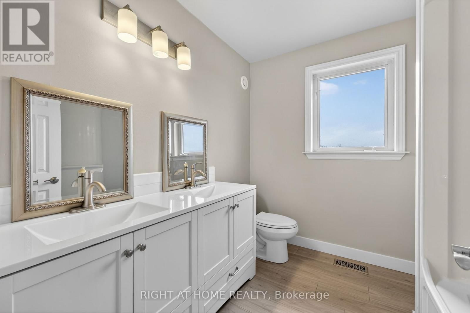 6435 12/13 STAYNER SIDEROAD Image 22