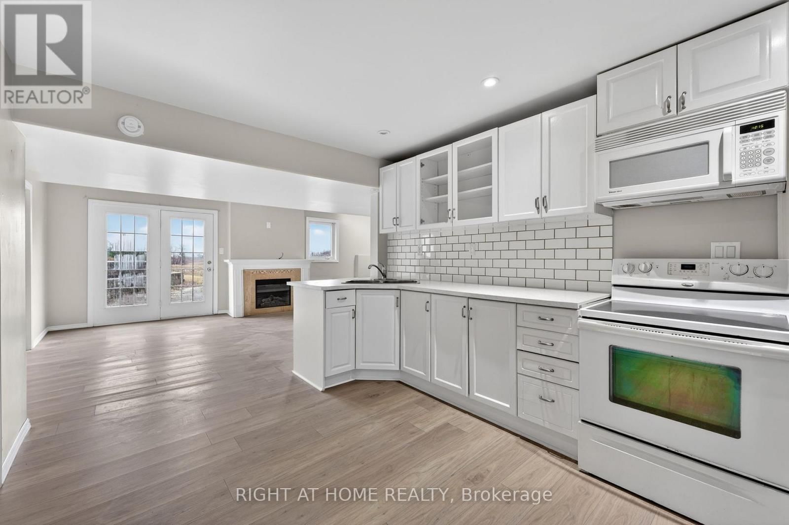 6435 12/13 STAYNER SIDEROAD Image 36