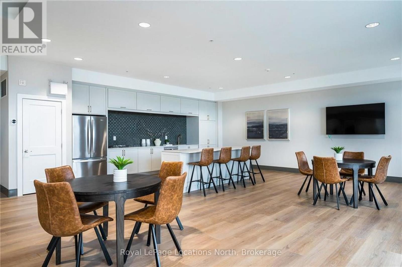 125 - 4 KIMBERLY LANE Image 36