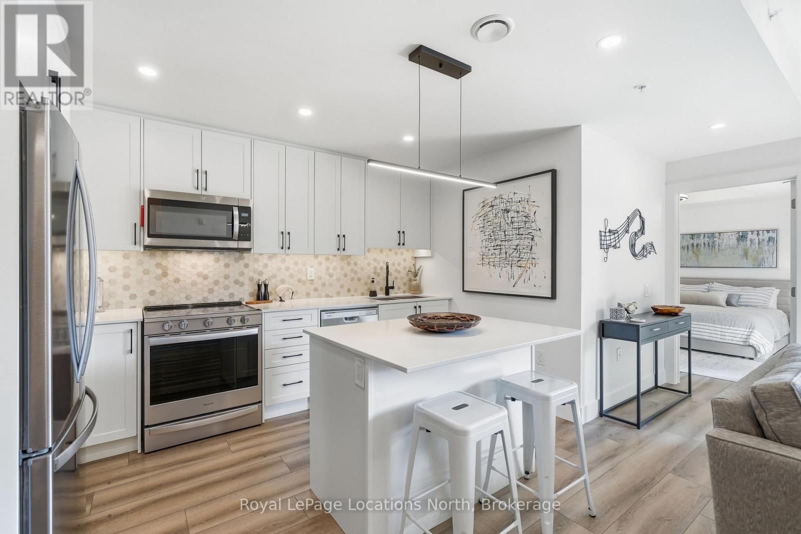 125 - 4 KIMBERLY LANE Image 7