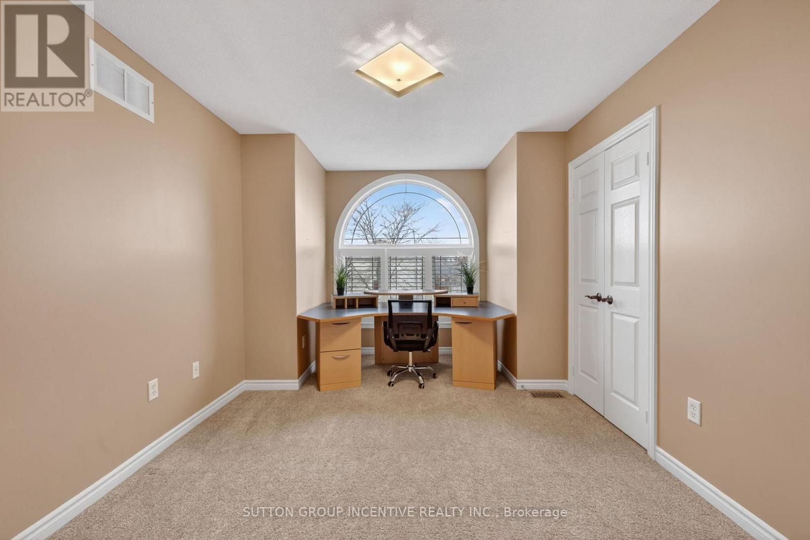 4 CHANTAL STREET Image 29