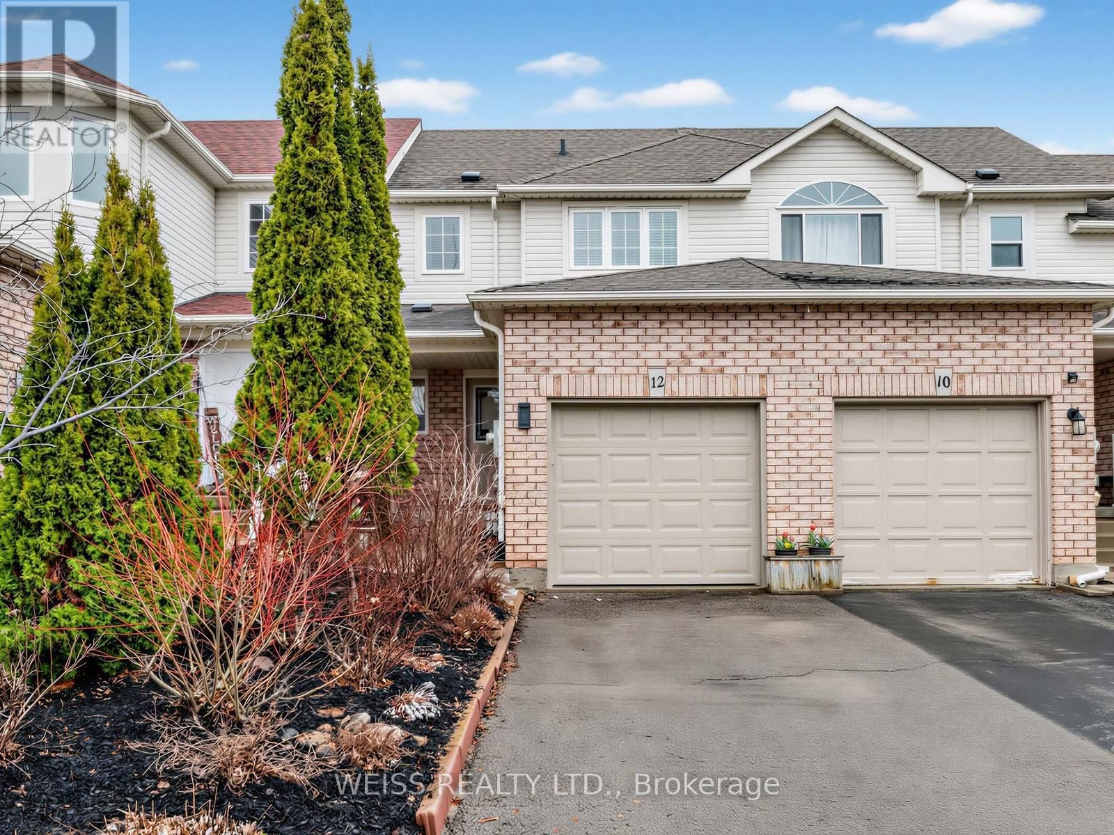 12 SUNSET PLACE Image 2