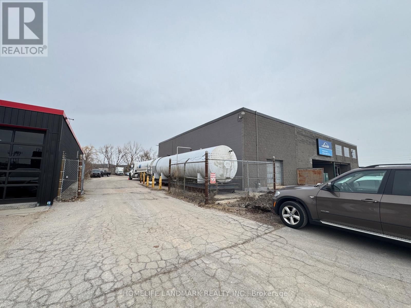 156 JOHN STREET Image 2