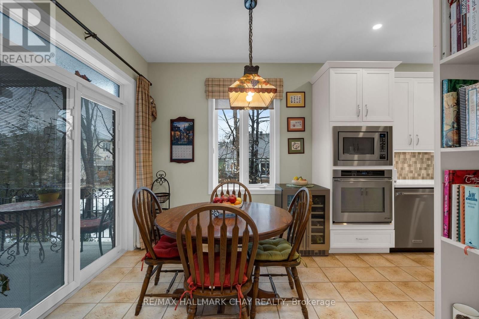 6 OAKMONT AVENUE Image 10