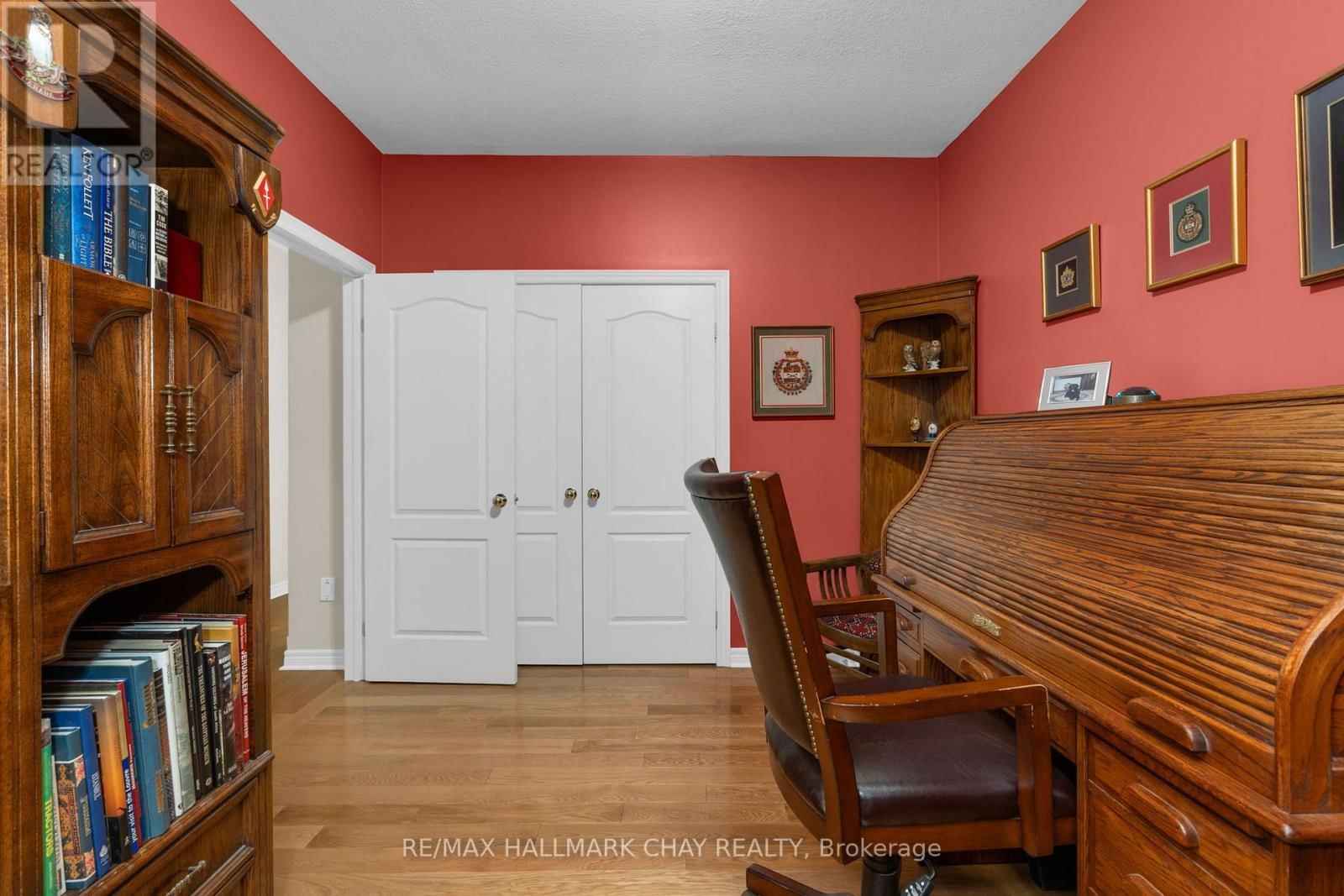 6 OAKMONT AVENUE Image 17