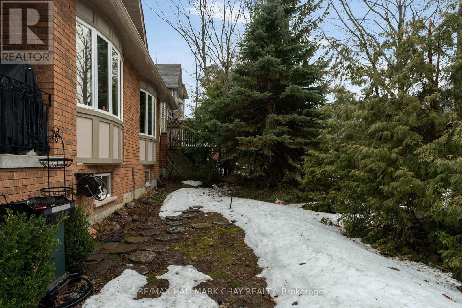 6 OAKMONT AVENUE Image 25