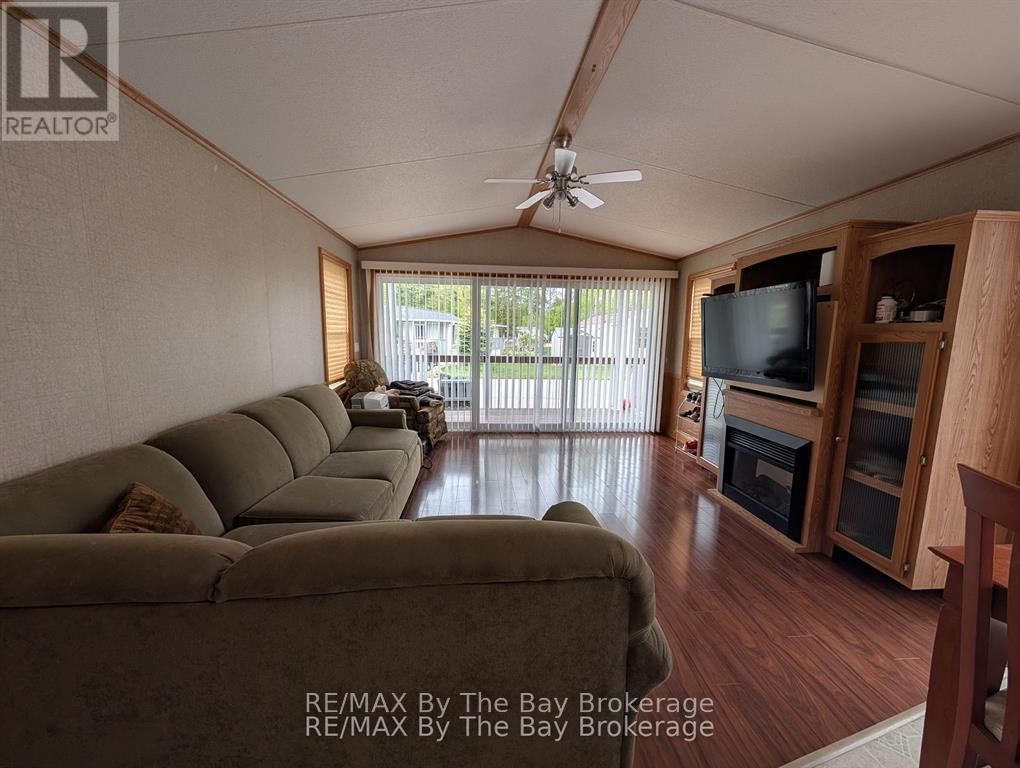 5 CHIPPEWA TRAIL Image 10