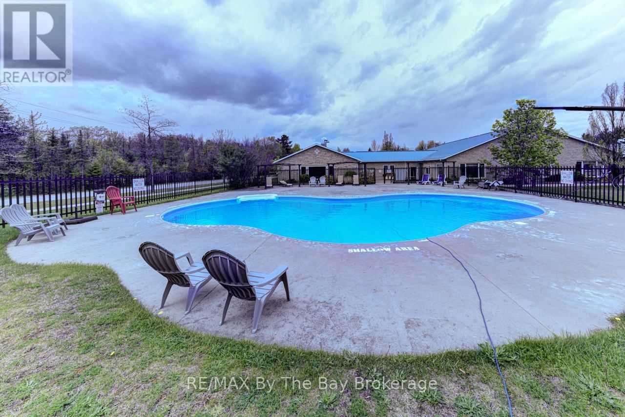 5 CHIPPEWA TRAIL Image 16