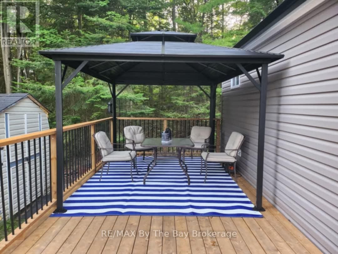 75 - 85 THEME PARK DRIVE Image 7