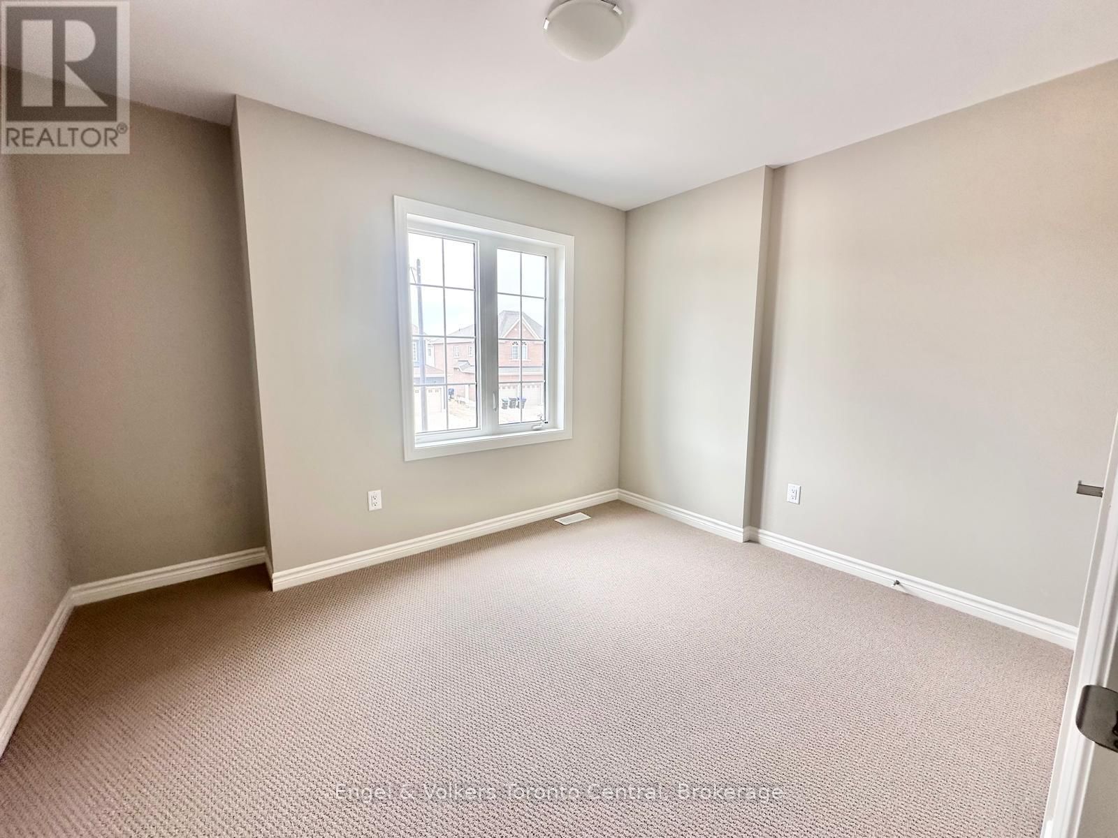 209 CLIPPER DRIVE Image 29