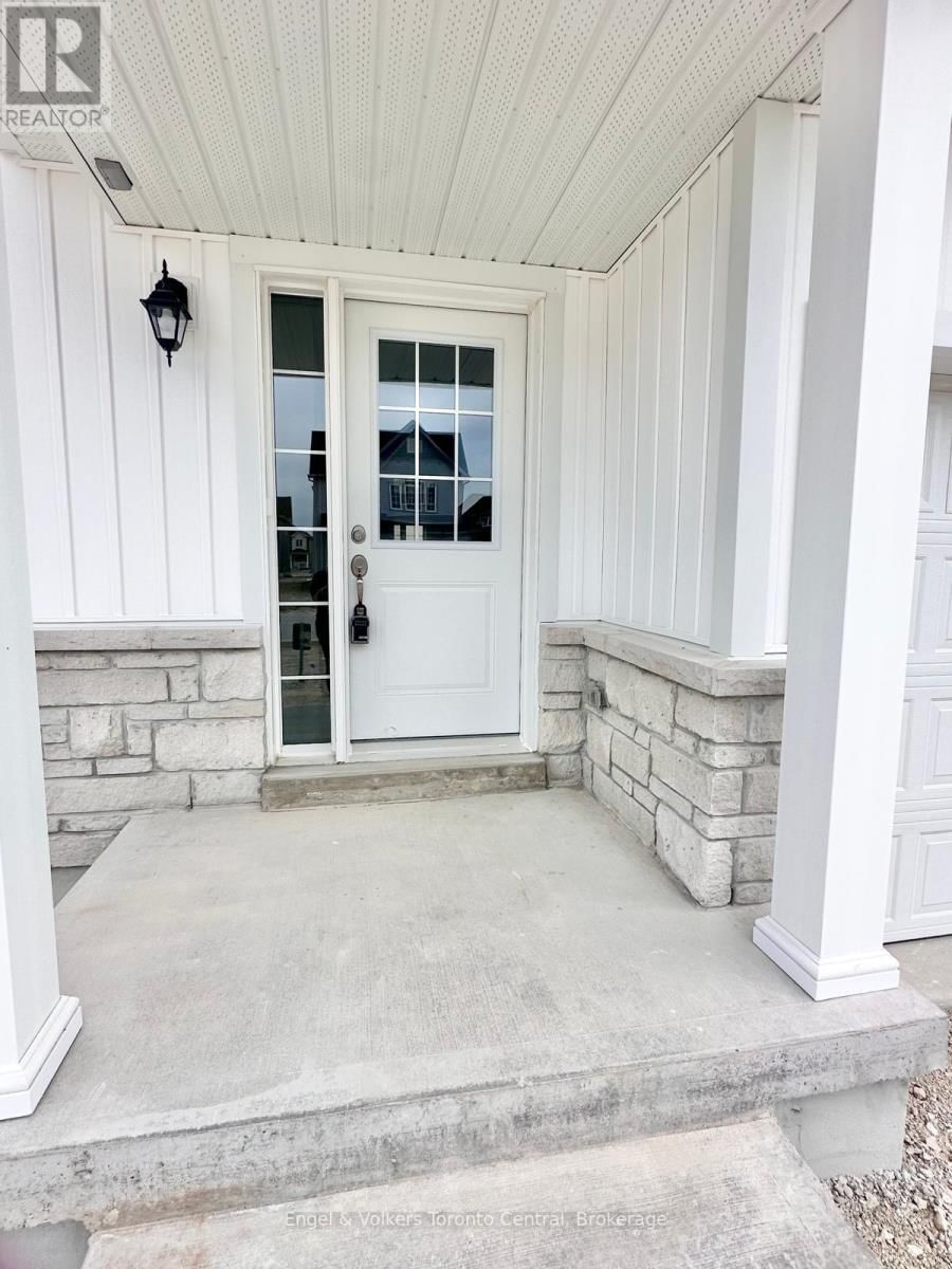 209 CLIPPER DRIVE Image 33