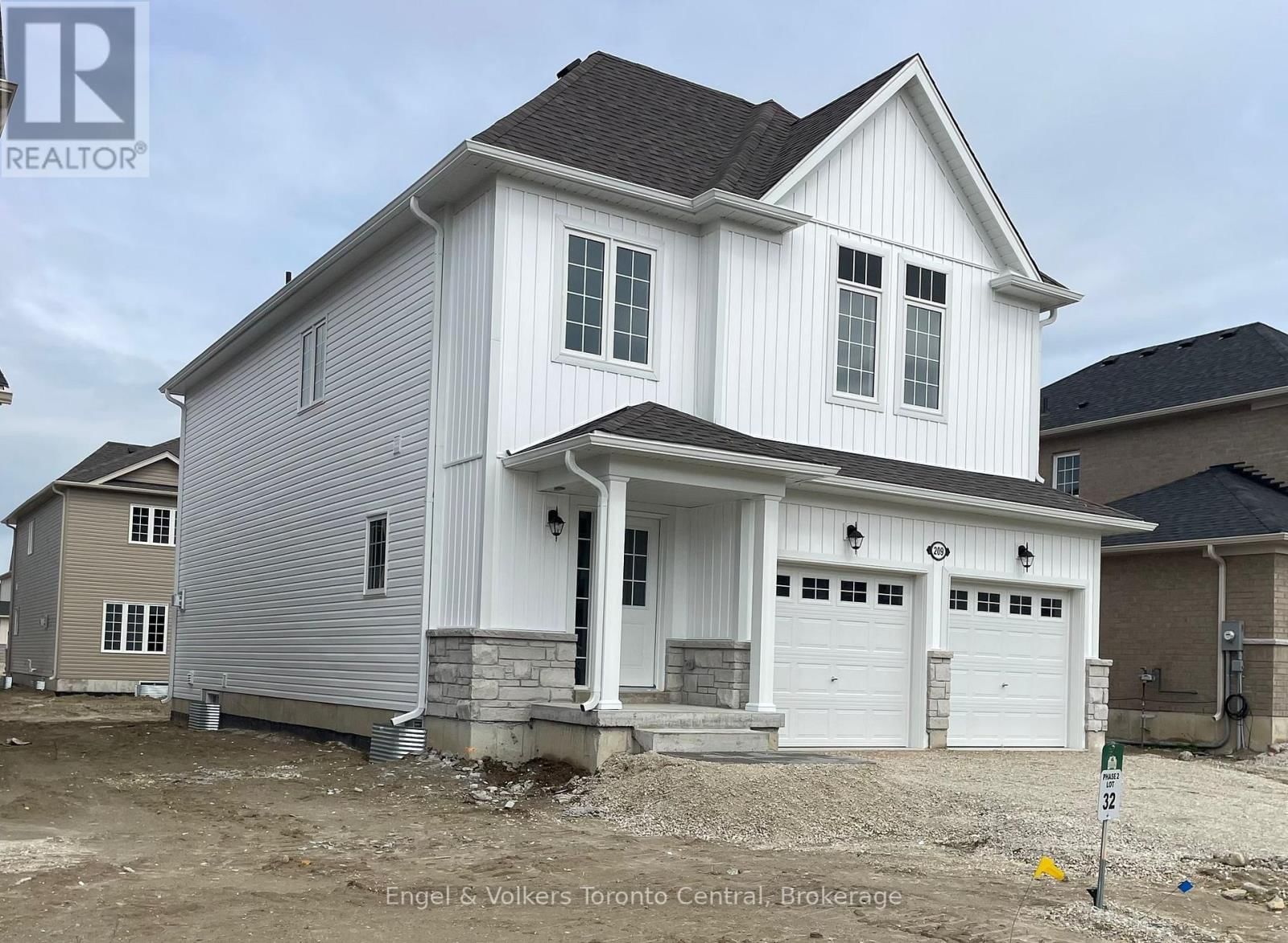 209 CLIPPER DRIVE Image 35