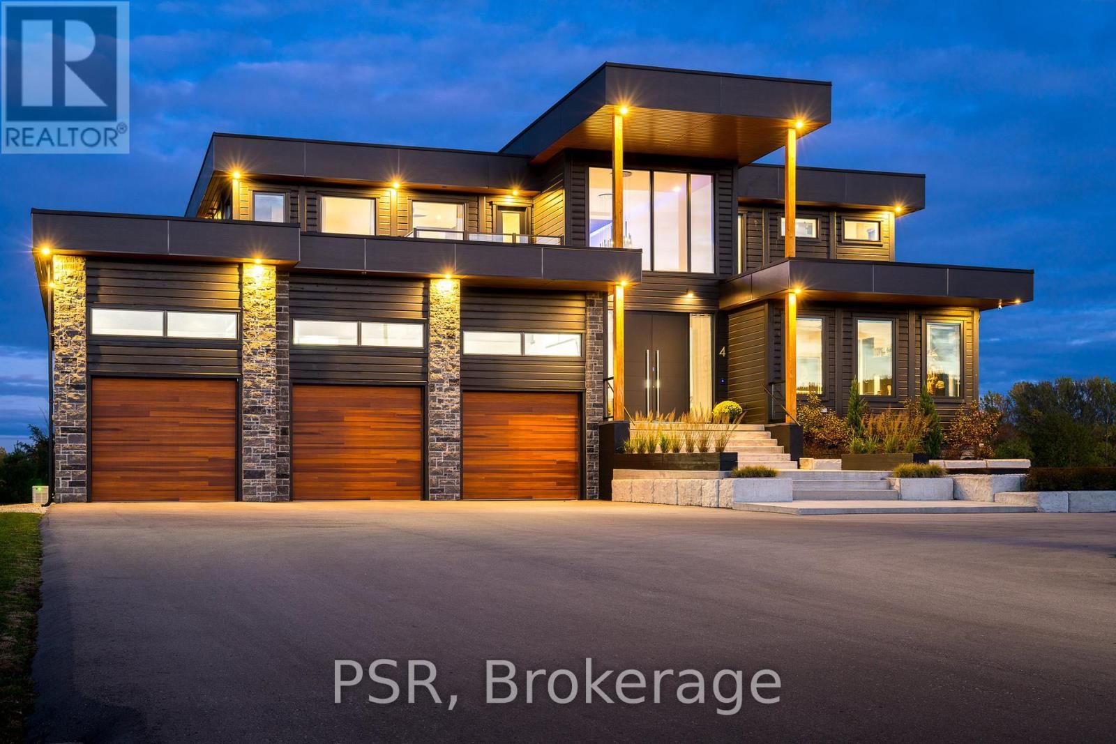 4 RAINTREE COURT Image 1