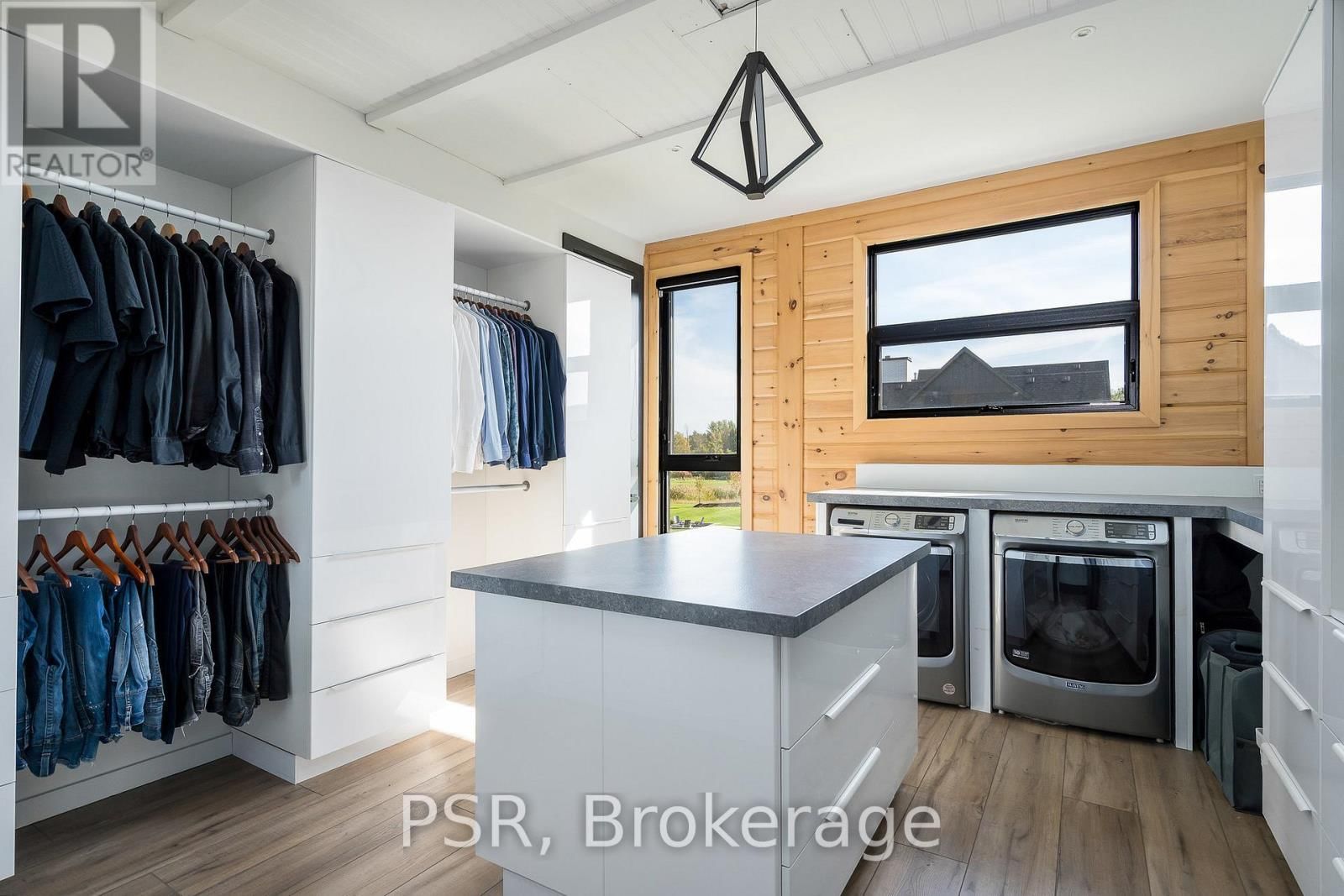 4 RAINTREE COURT Image 17