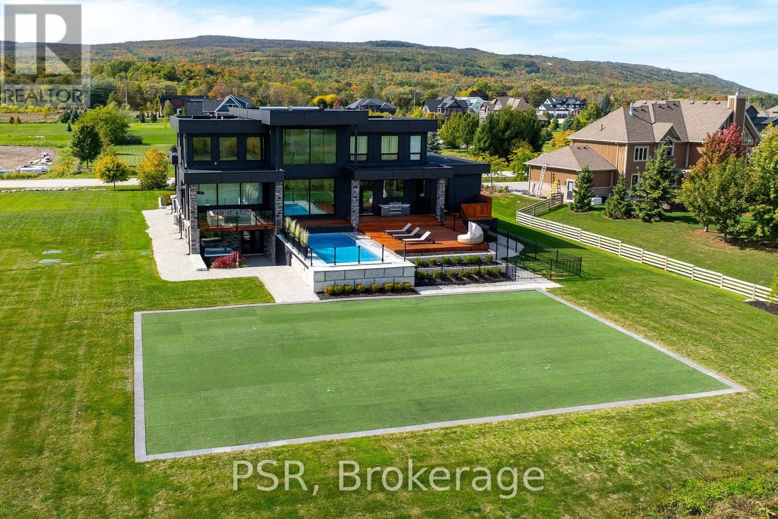 4 RAINTREE COURT Image 27