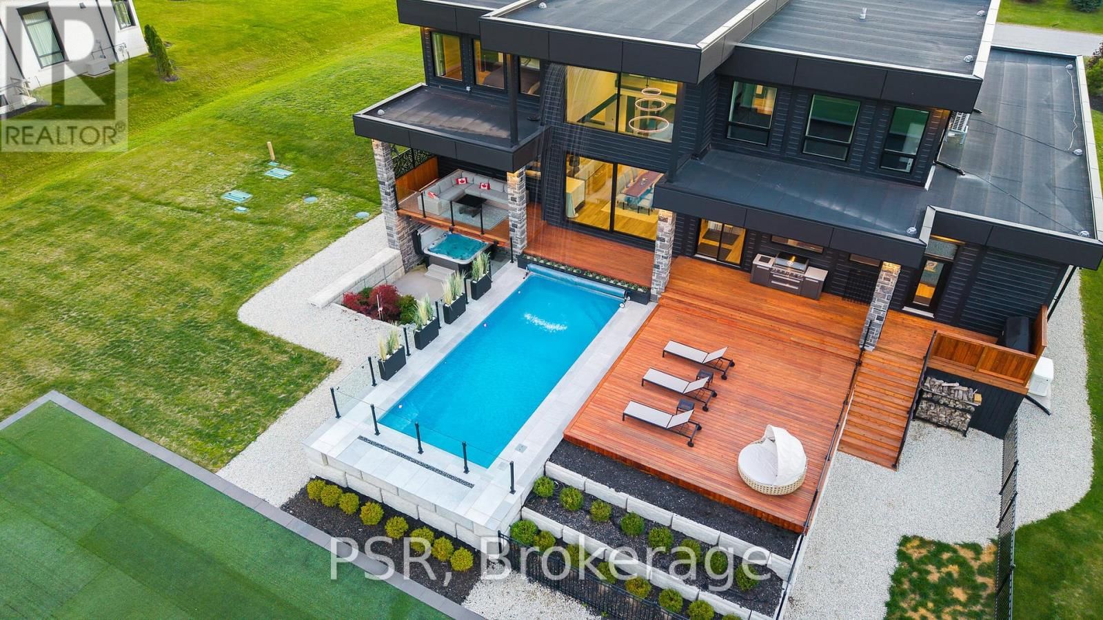 4 RAINTREE COURT Image 30