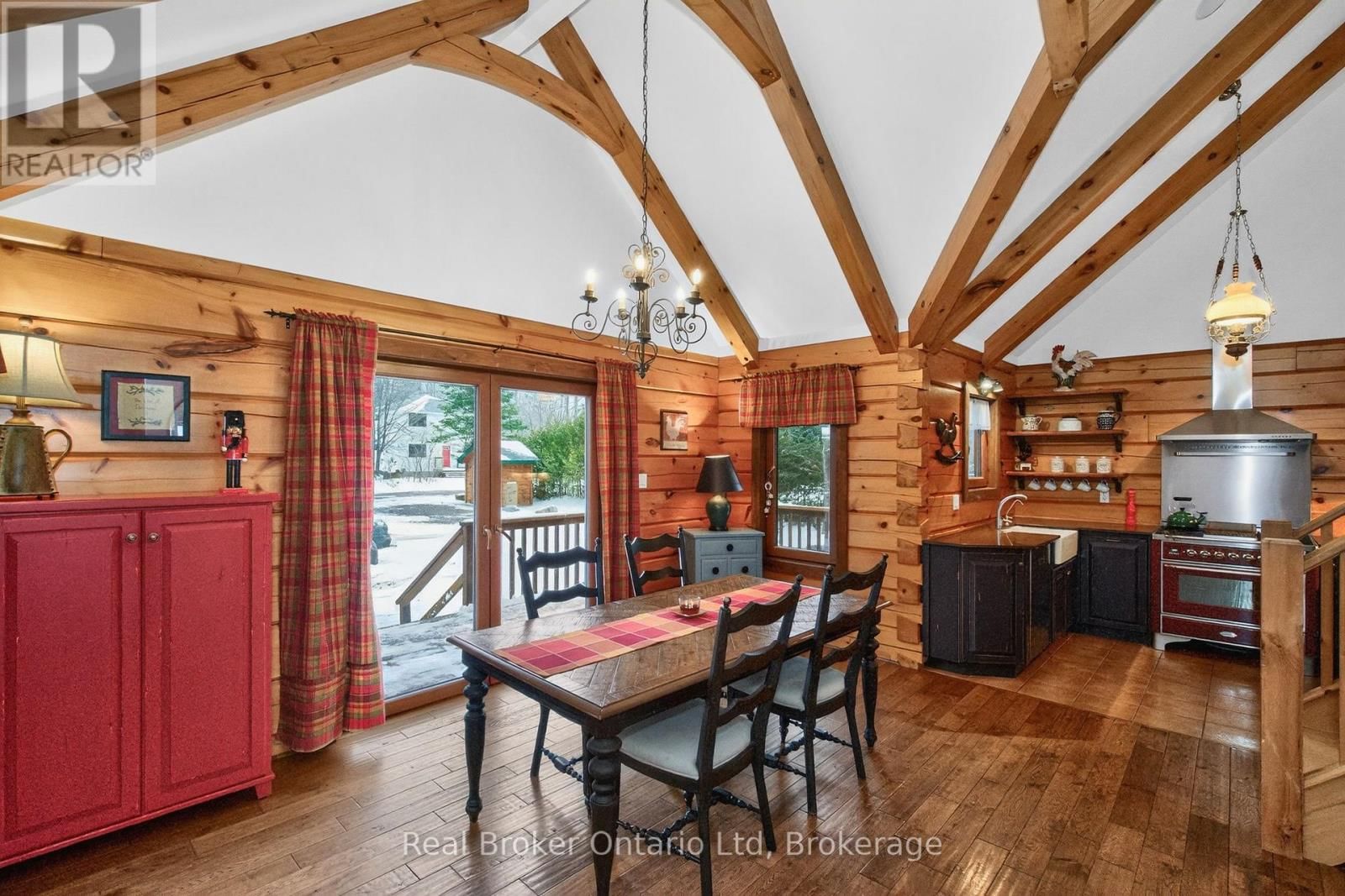 23 CROWN COURT Image 13