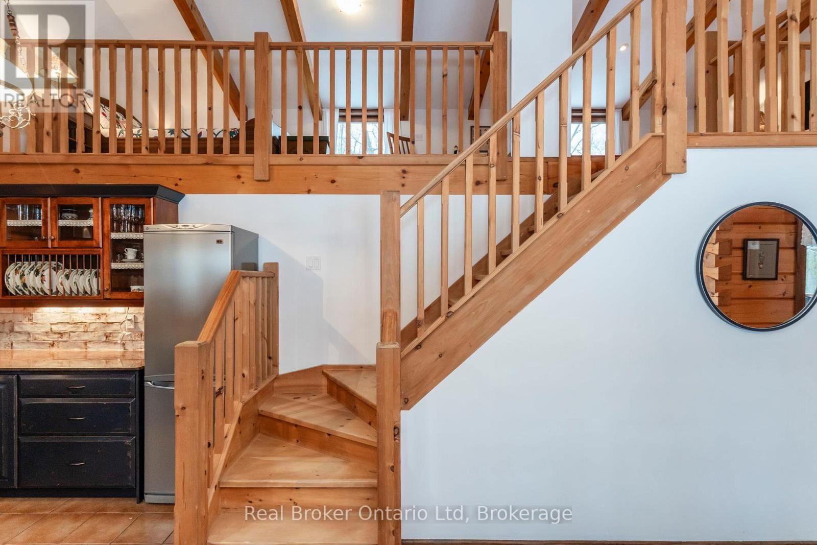 23 CROWN COURT Image 17