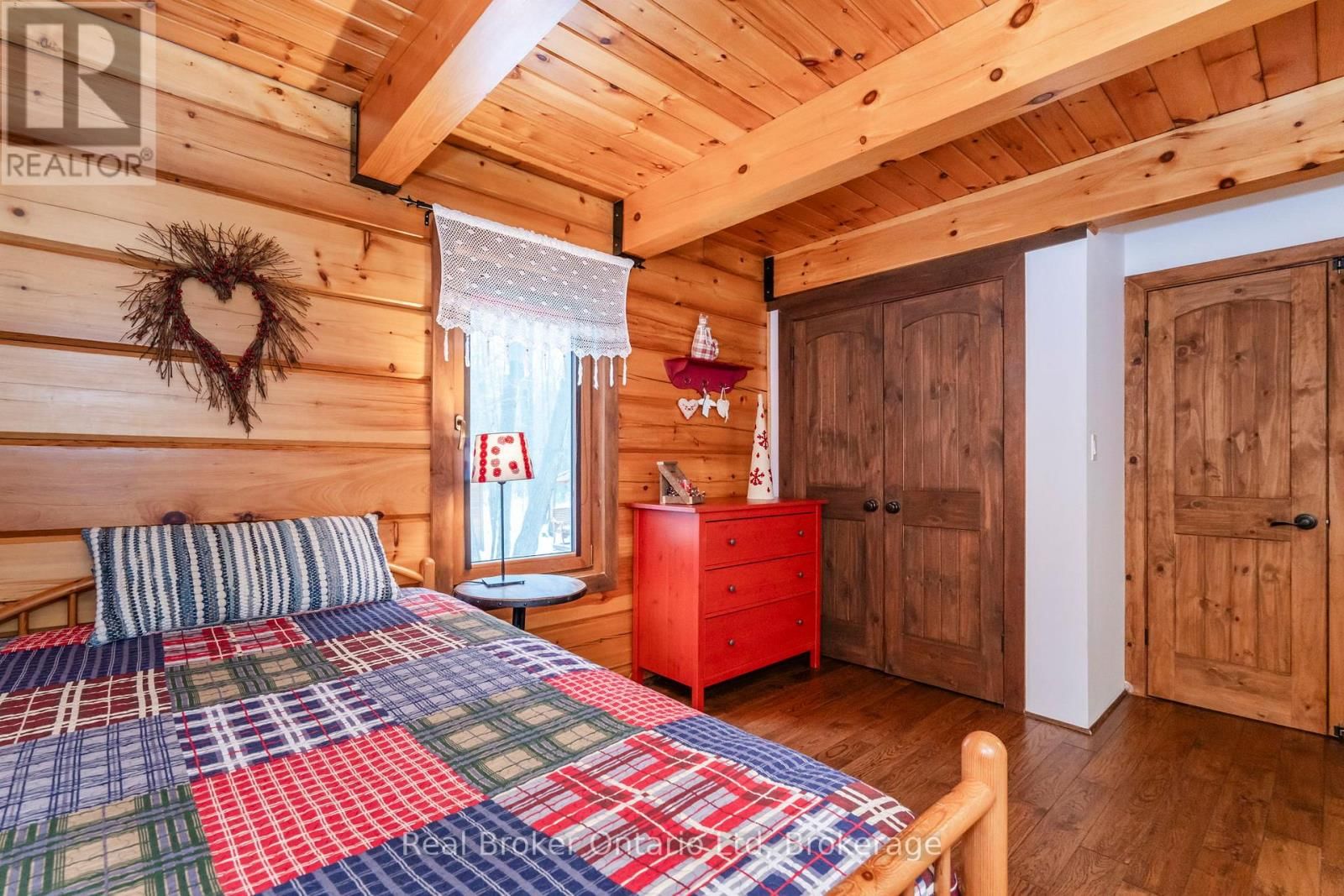 23 CROWN COURT Image 22