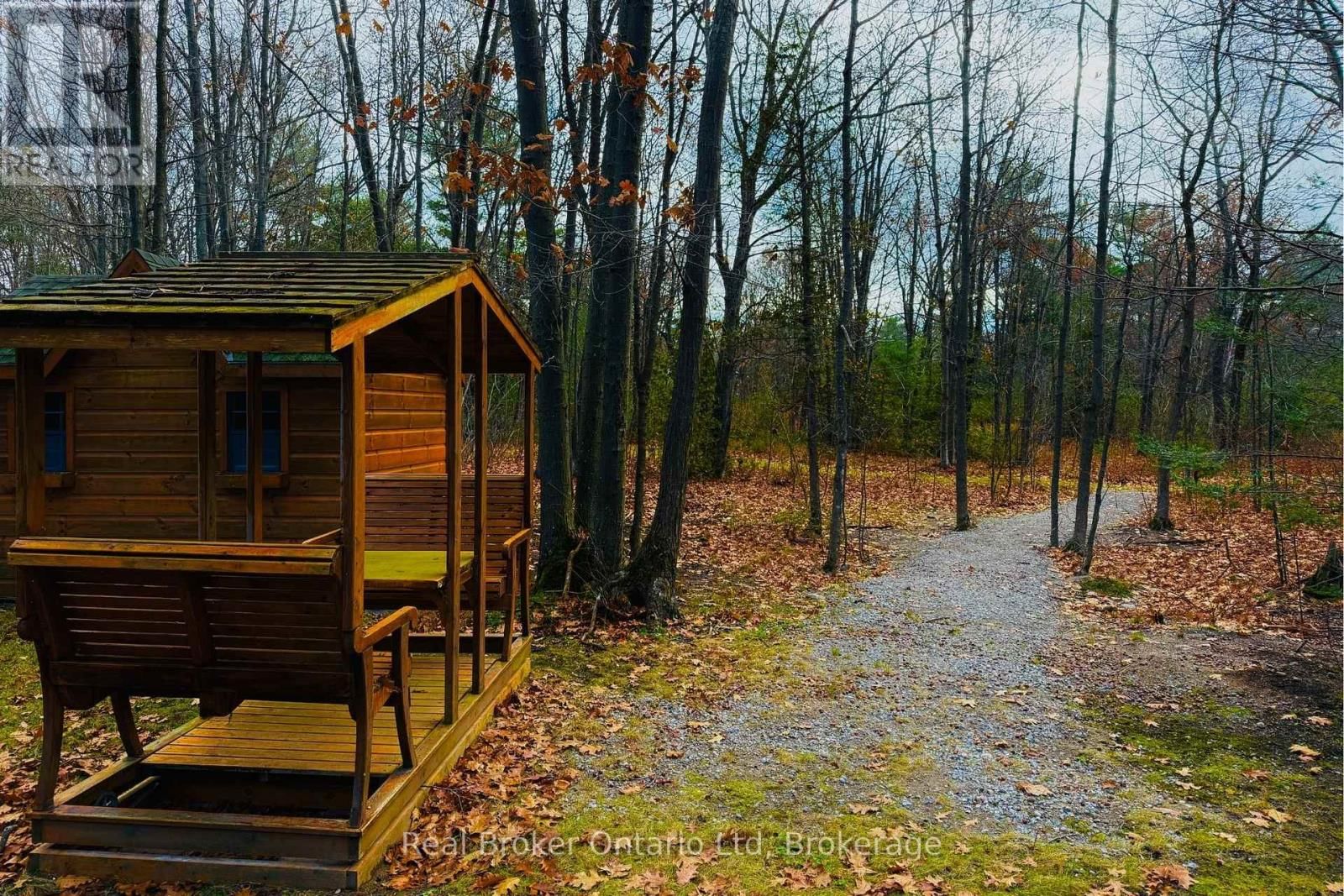 23 CROWN COURT Image 41