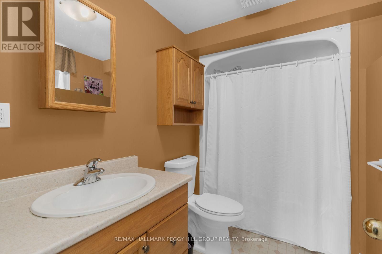 11 HICKORY LANE Image 15