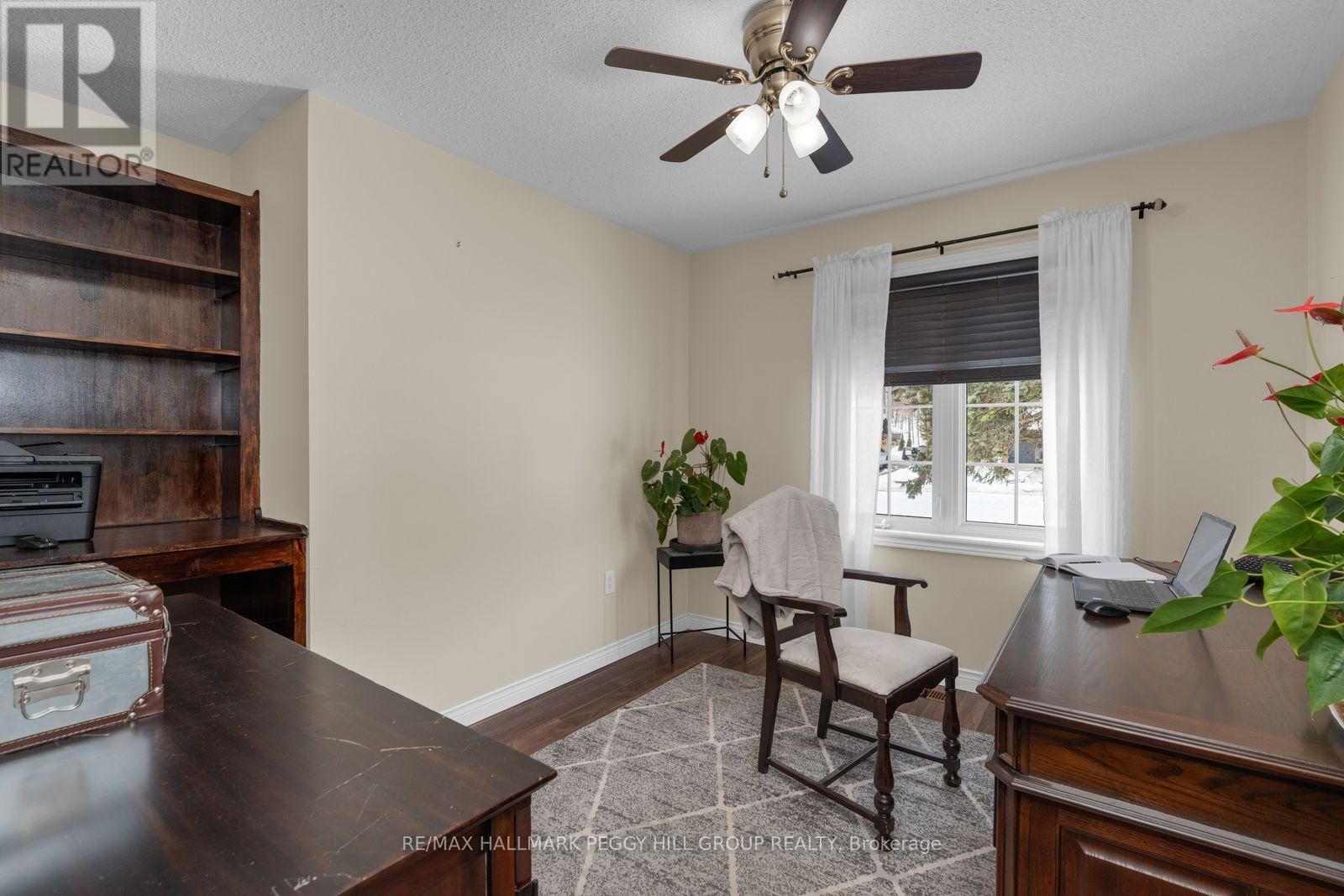 11 HICKORY LANE Image 9