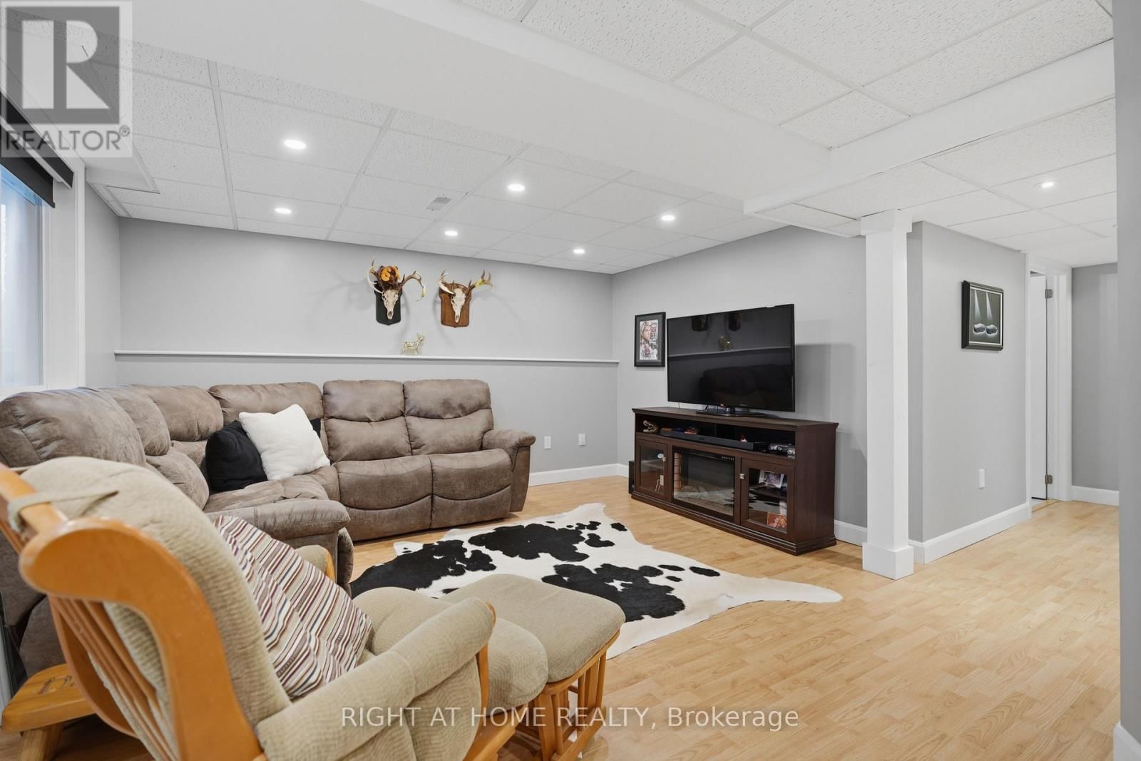 22 SUNSET PLACE Image 21