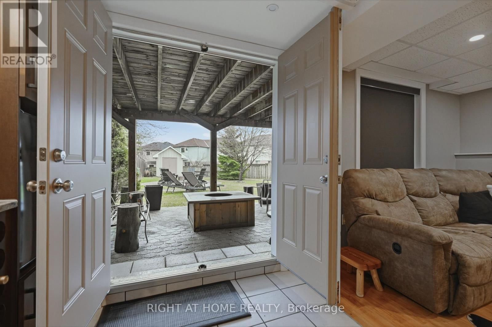 22 SUNSET PLACE Image 23