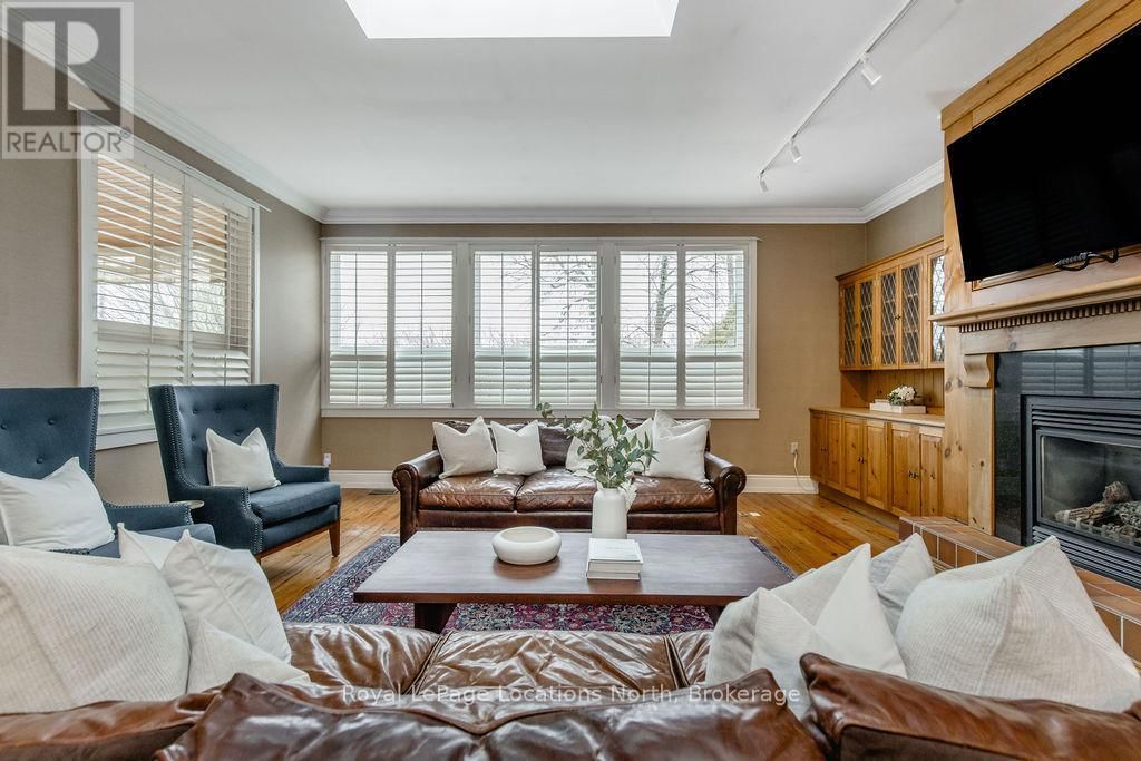 795853 GREY 19 ROAD Image 10