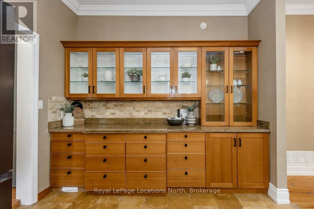 795853 GREY 19 ROAD Image 19