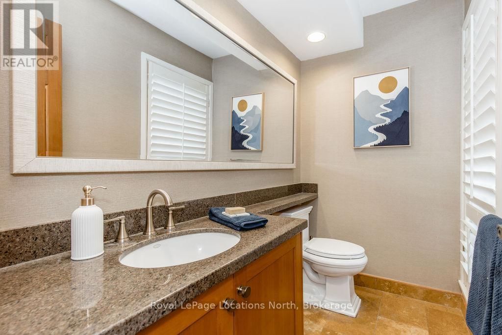 795853 GREY 19 ROAD Image 24