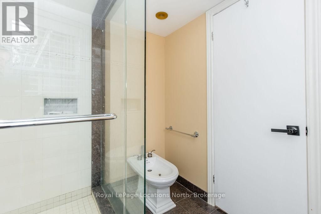 795853 GREY 19 ROAD Image 27