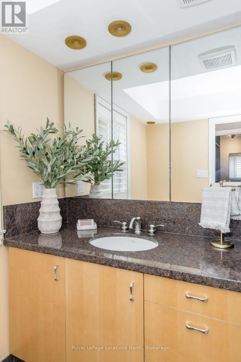 795853 GREY 19 ROAD Image 28