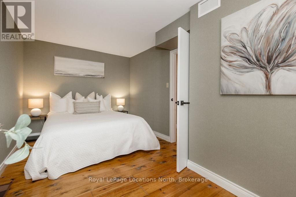 795853 GREY 19 ROAD Image 33