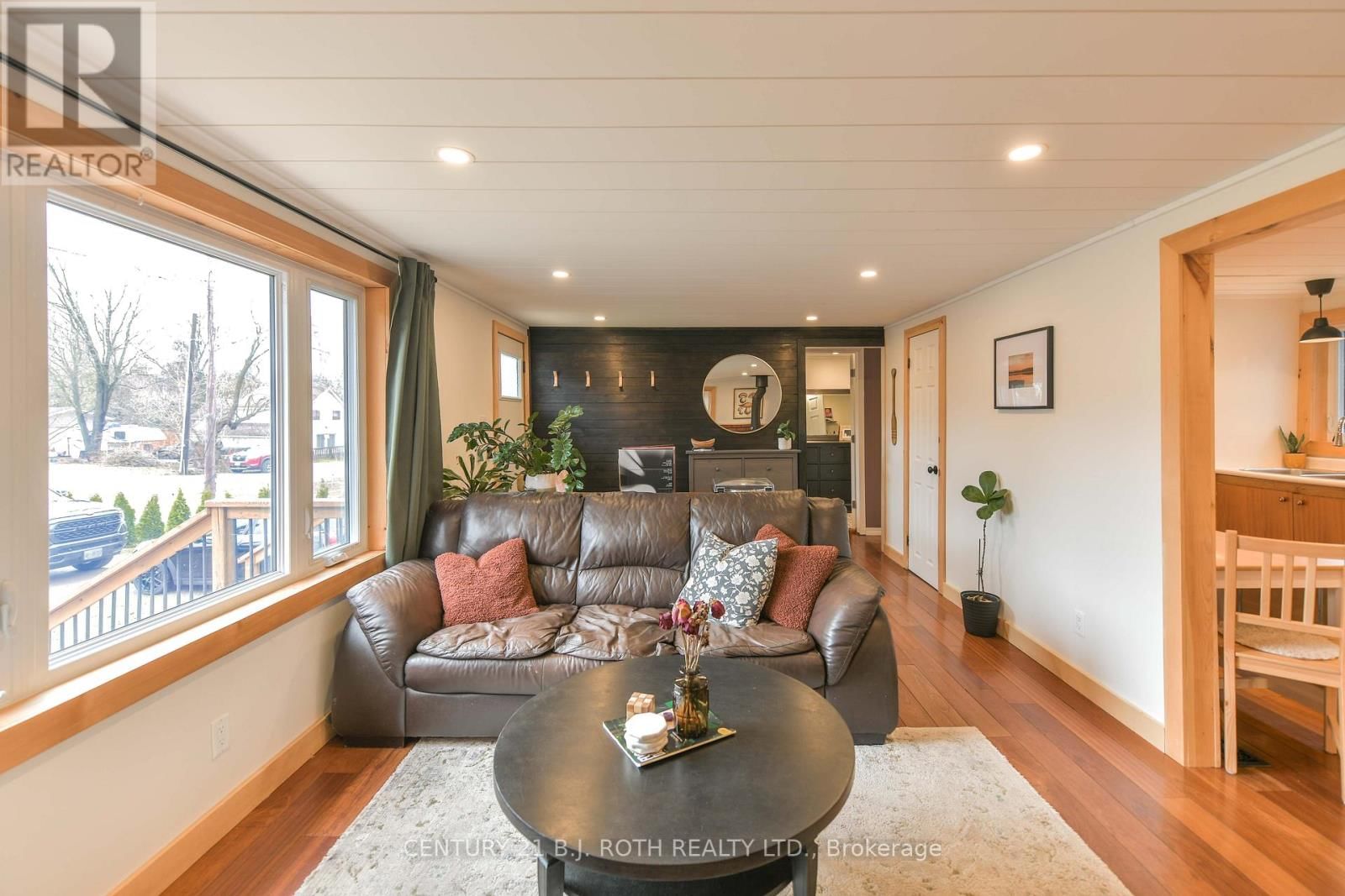 39 ASH STREET Image 12