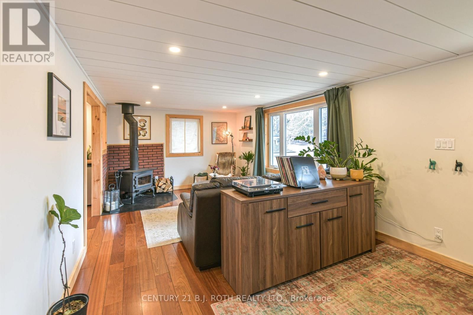 39 ASH STREET Image 5