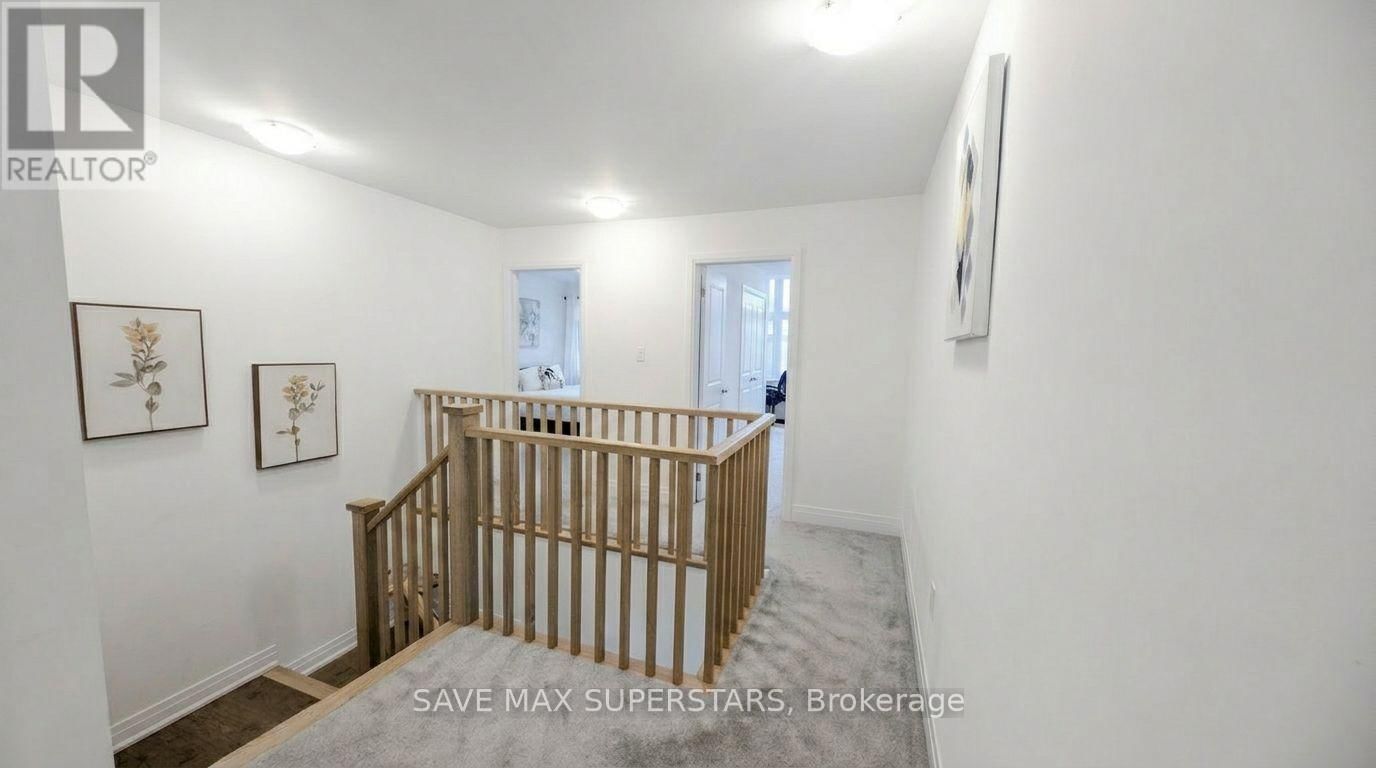 20 PADDINGTON GROVE Image 31