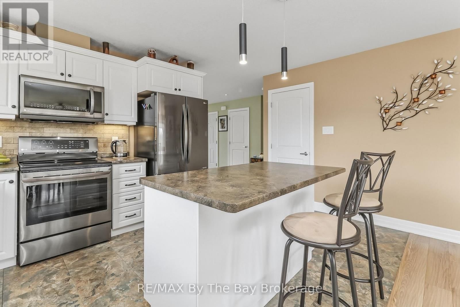 122 NEW YORK AVENUE Image 8