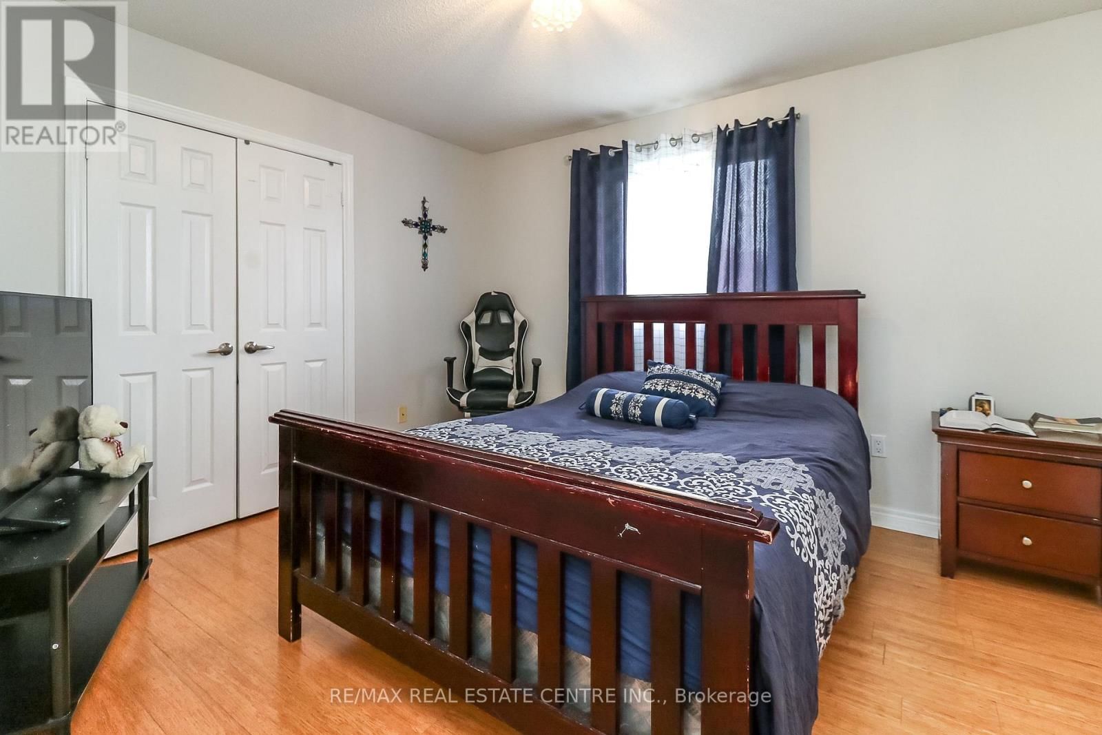 1 SANDRINGHAM DRIVE Image 24