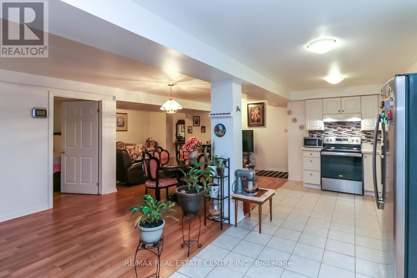 1 SANDRINGHAM DRIVE Image 35