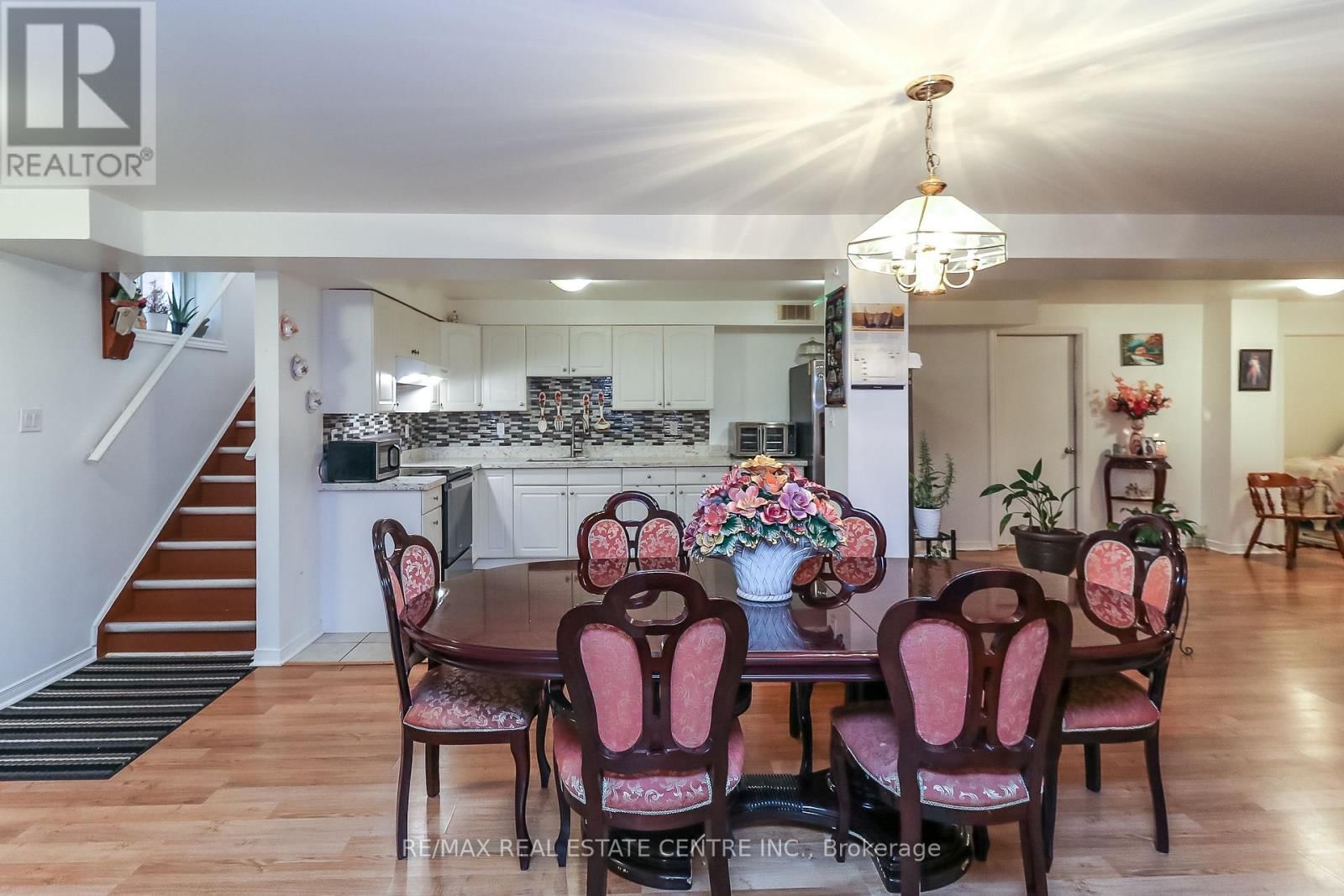 1 SANDRINGHAM DRIVE Image 39