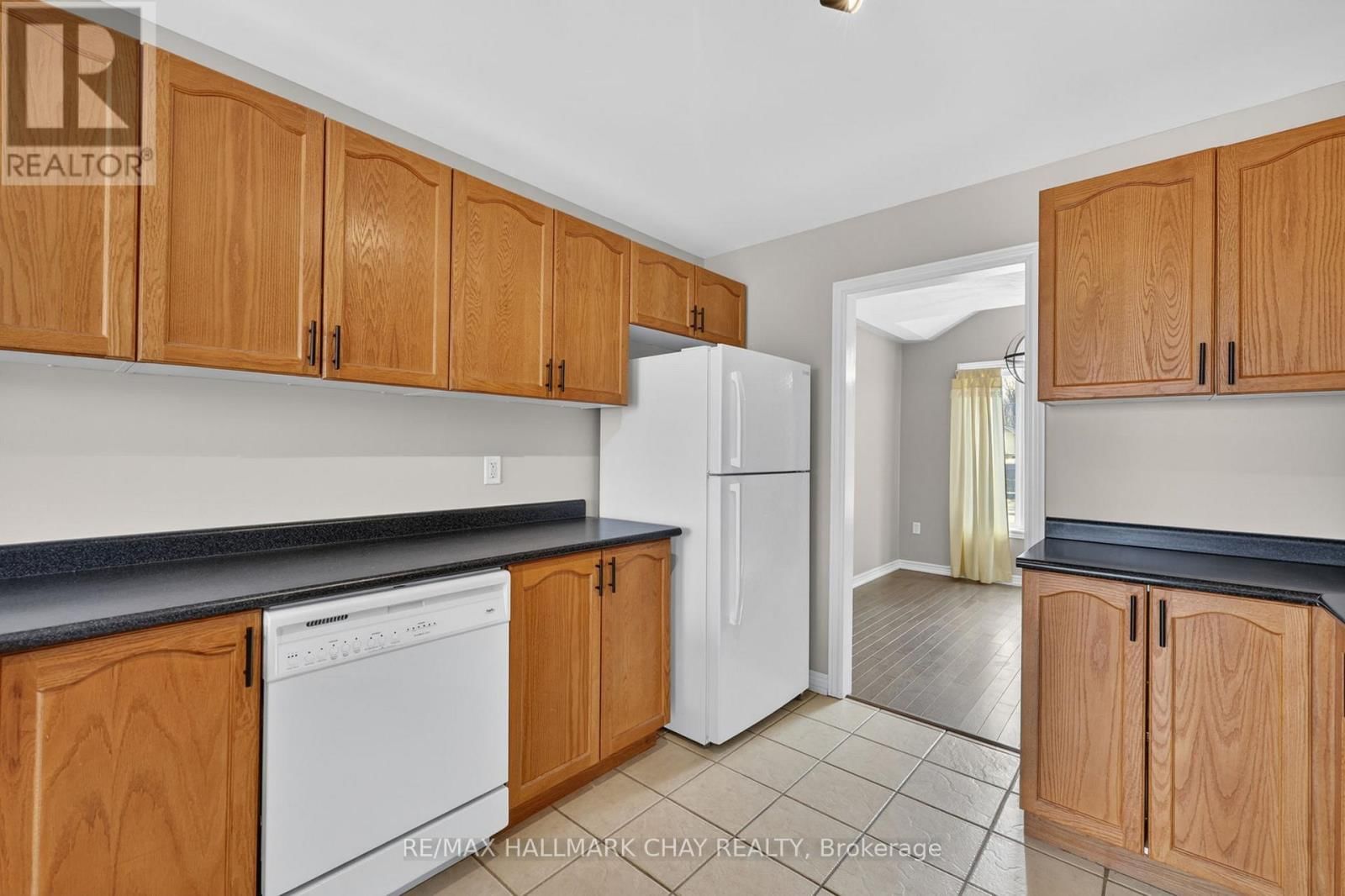 3198 BASS LAKE SIDEROAD EAST Image 10