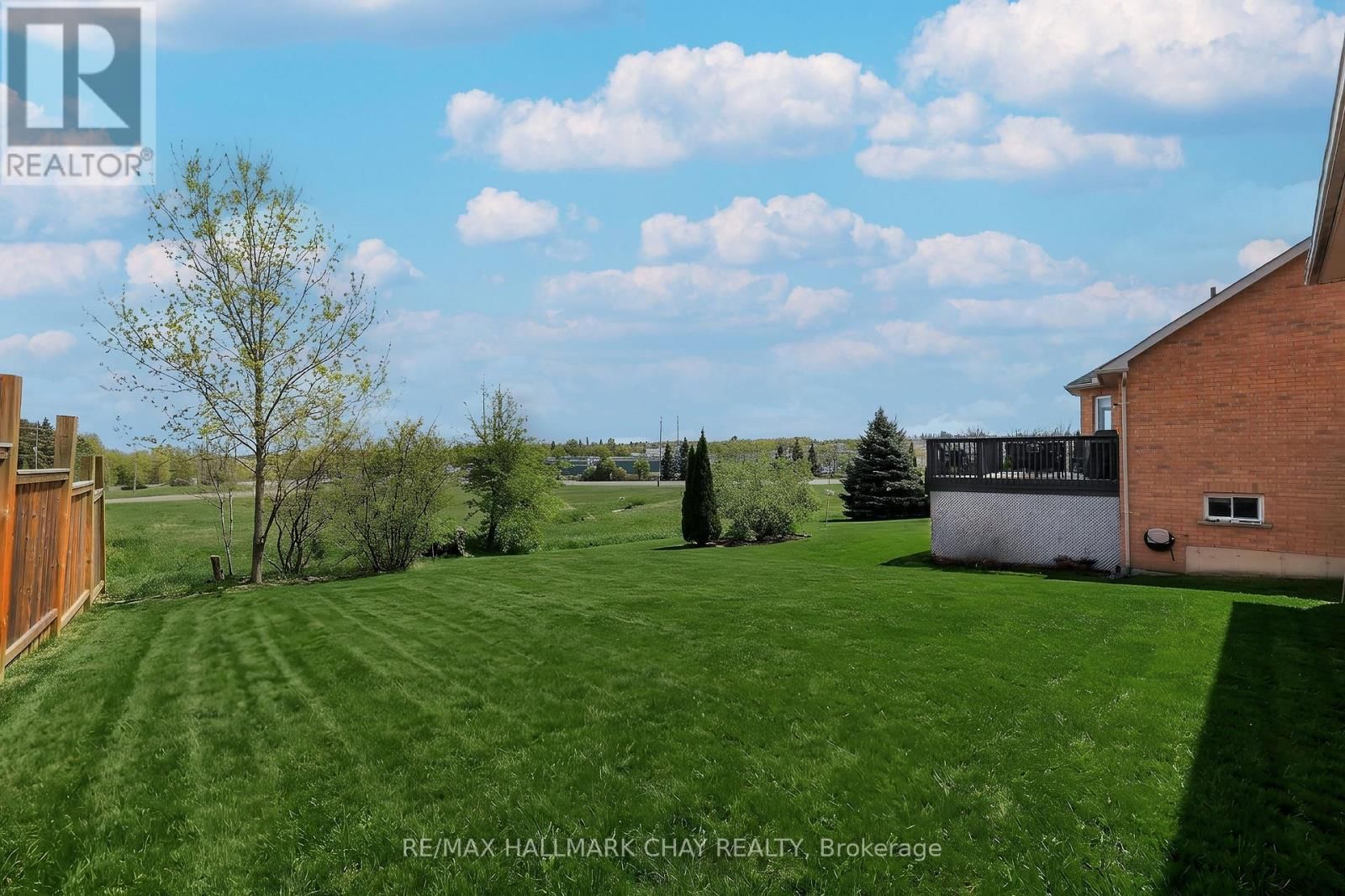 3198 BASS LAKE SIDEROAD EAST Image 25