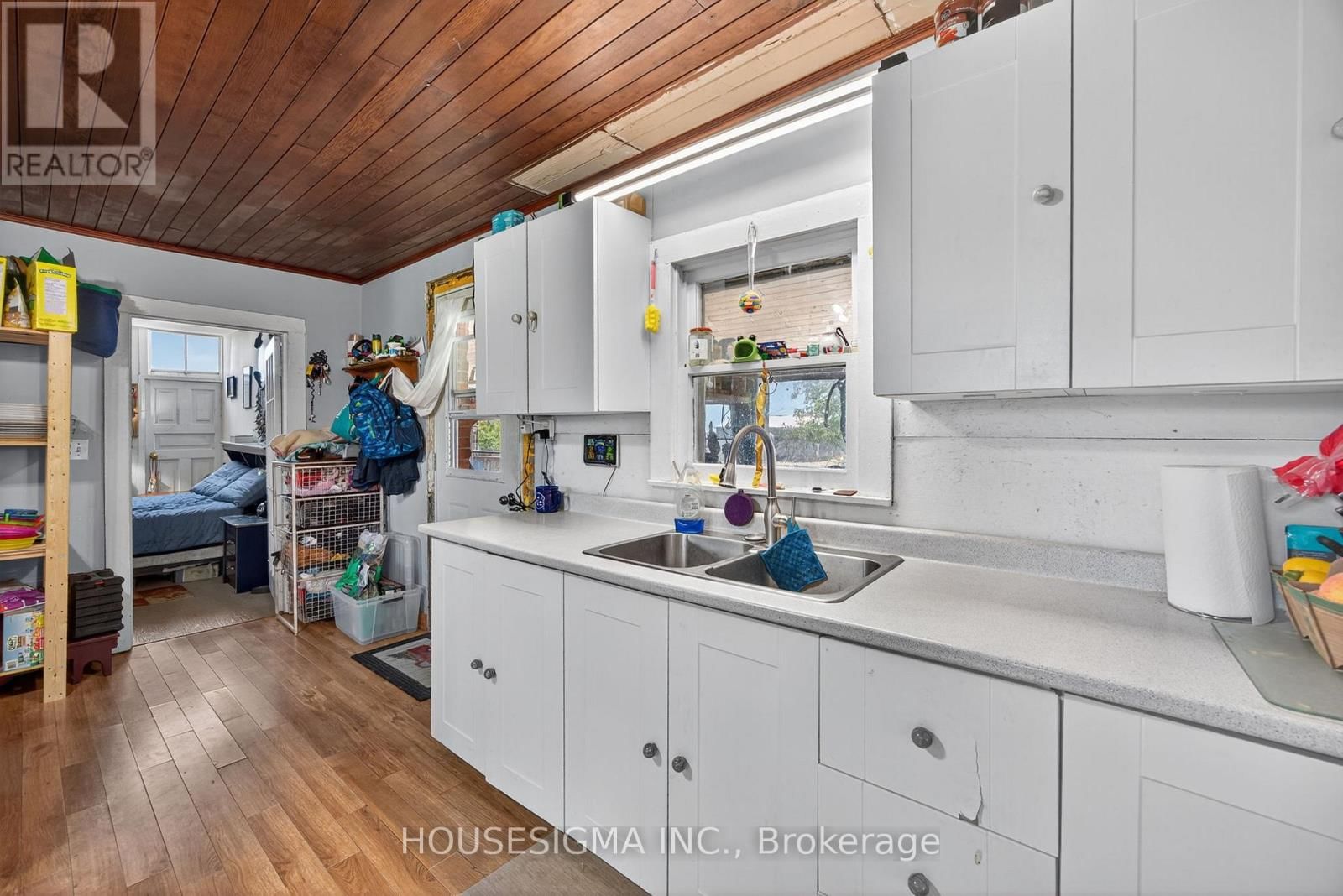 1617 42 COUNTY ROAD Image 11