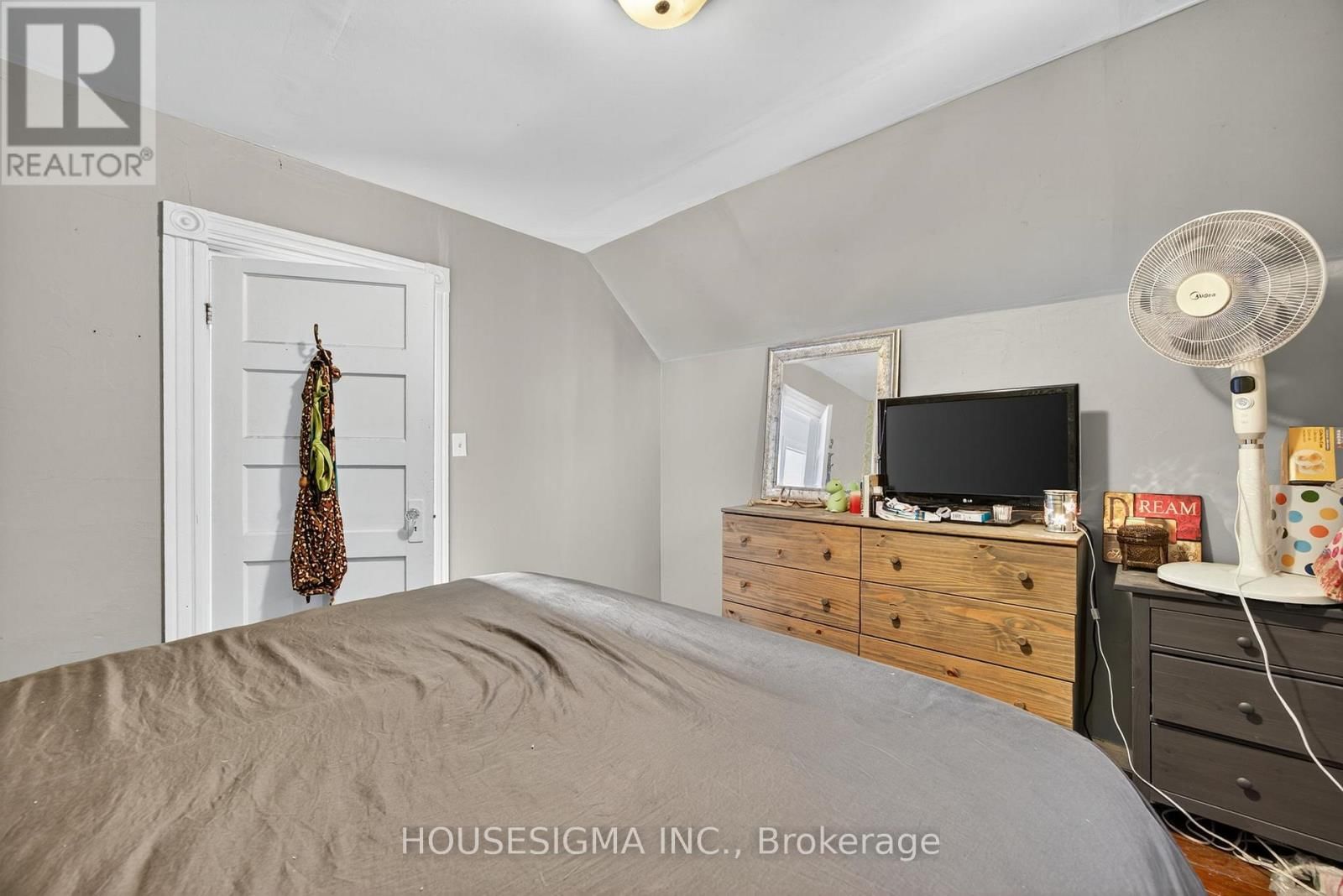 1617 42 COUNTY ROAD Image 18